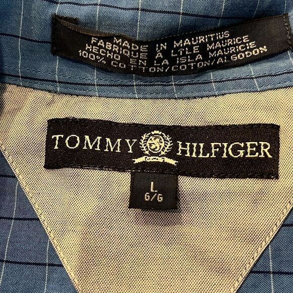 Tommy Hilfiger blue SS button front shirt - Picture 5 of 5